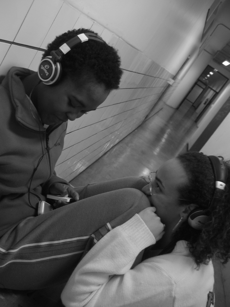 Apple iPod versus Sony PSP