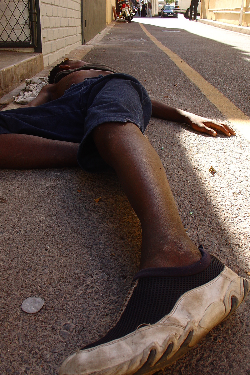 SLAAPSTADT -a series on hold -SLEEPSCHITTY