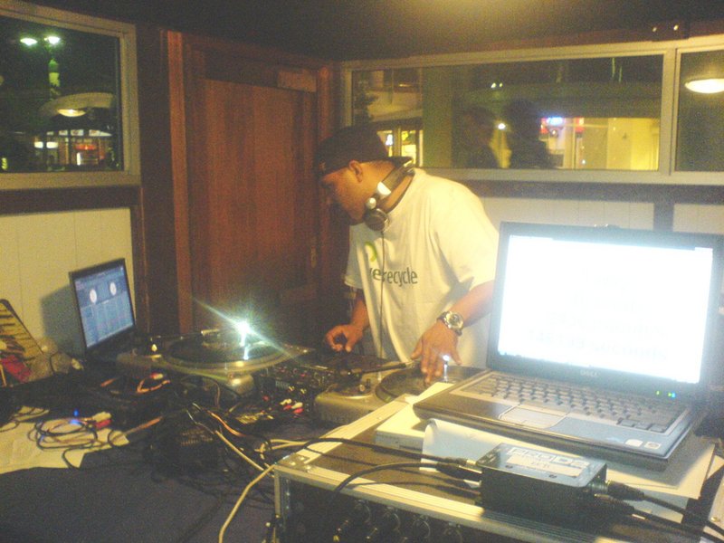 Please don't stop the music!