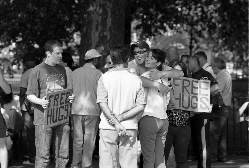 Free hugs - Speaker's corner