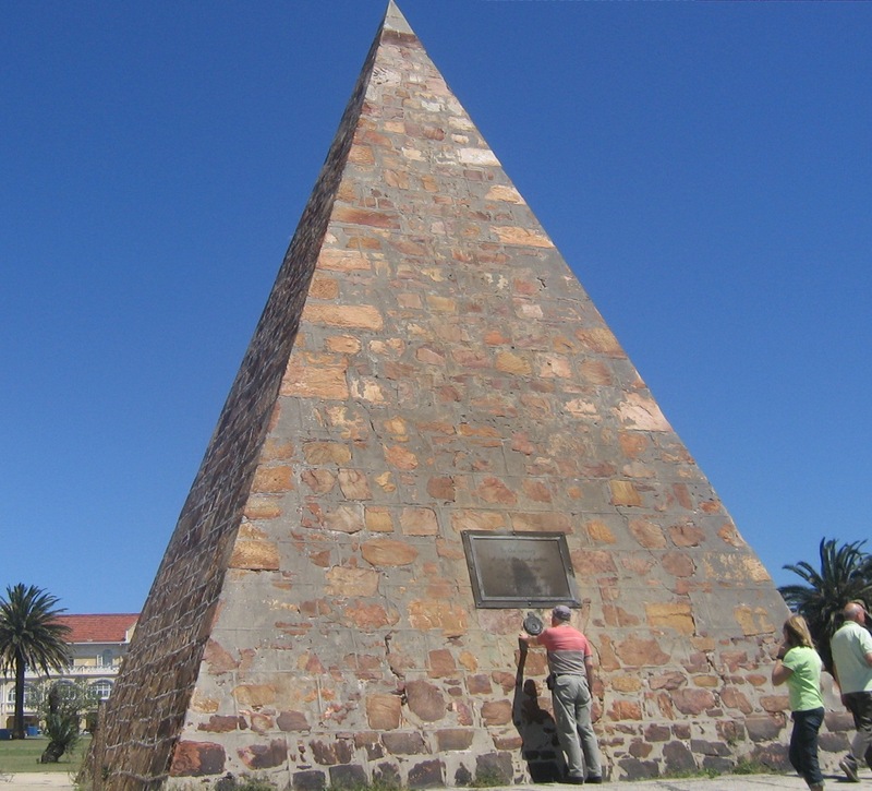 pyramid 