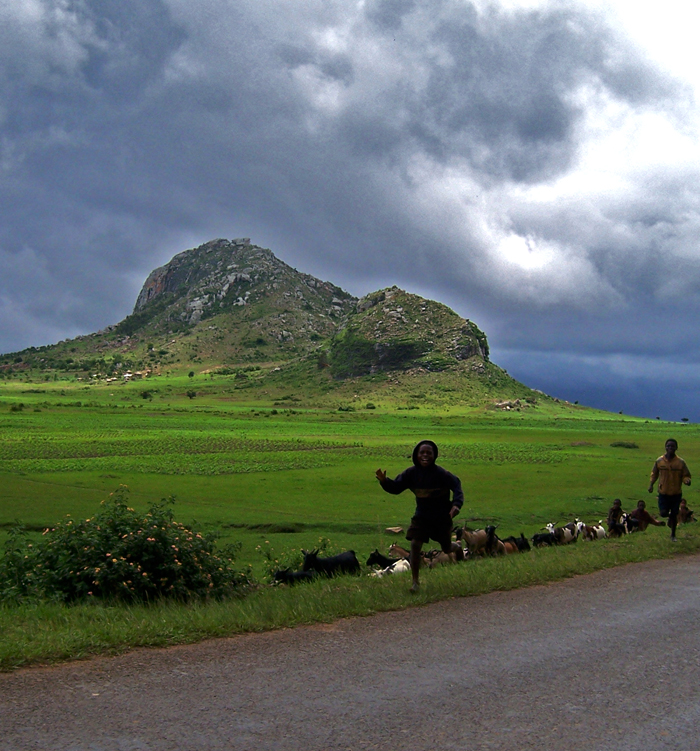 TravellingMan: RoadTripMalawi [7] - Run