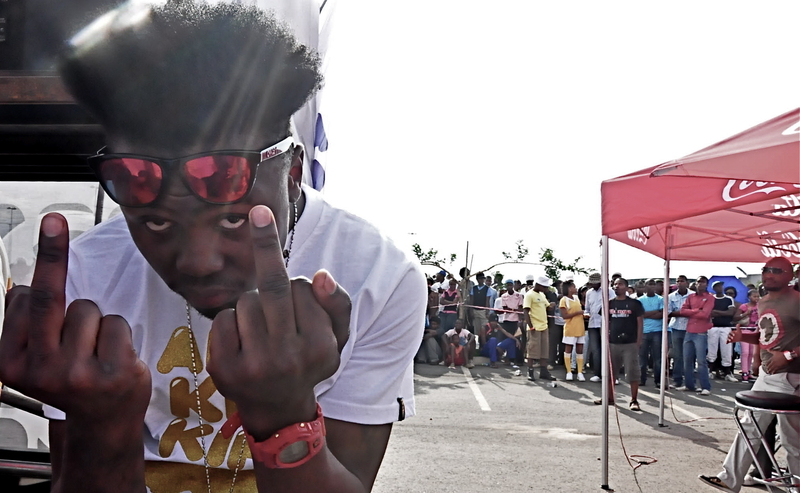 Give flesh to flesh the Finger....