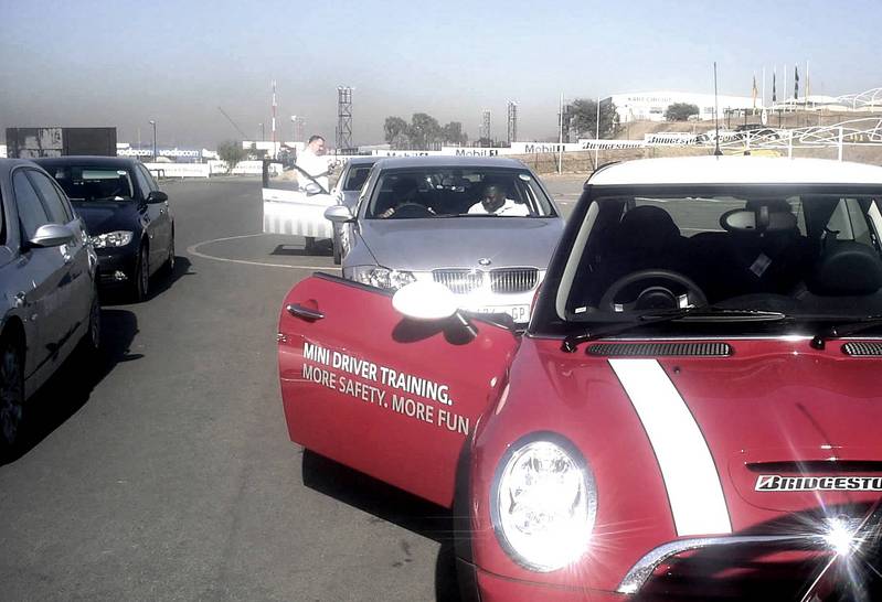 Girls jus' wanna have fun [2]