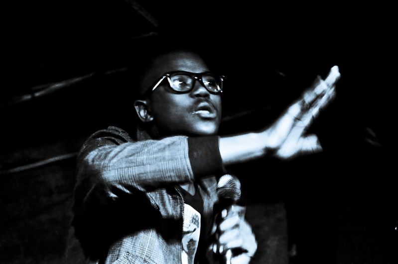 Comedy club act. Ha Ha Ha...tl tl tl...