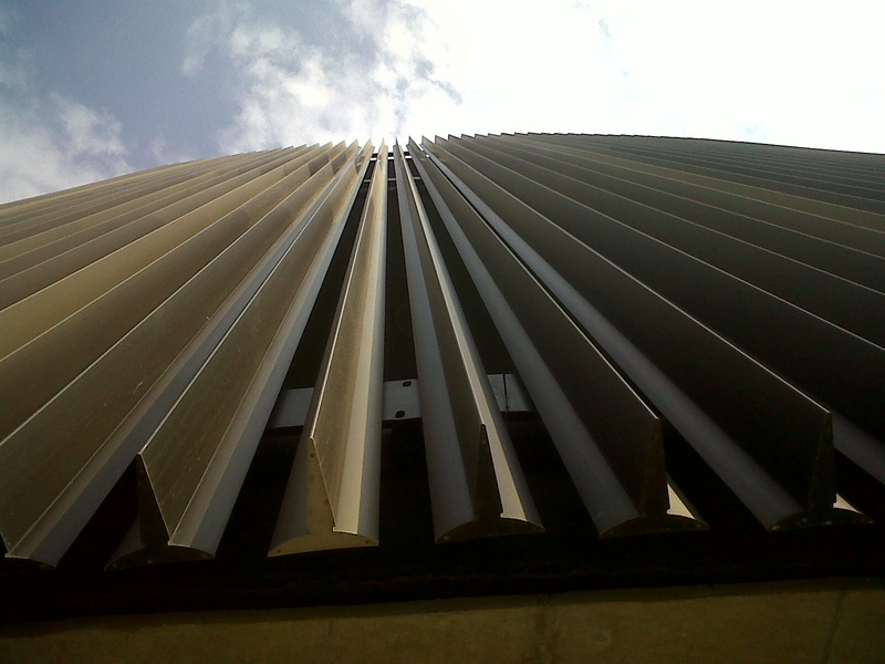 My Mind is not Parallel