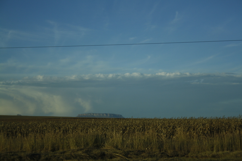 I see a storm a comin'