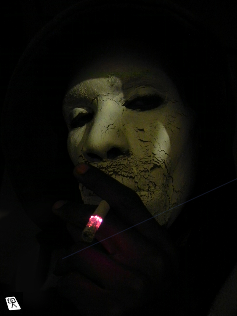 Smokey ghosts: facedance