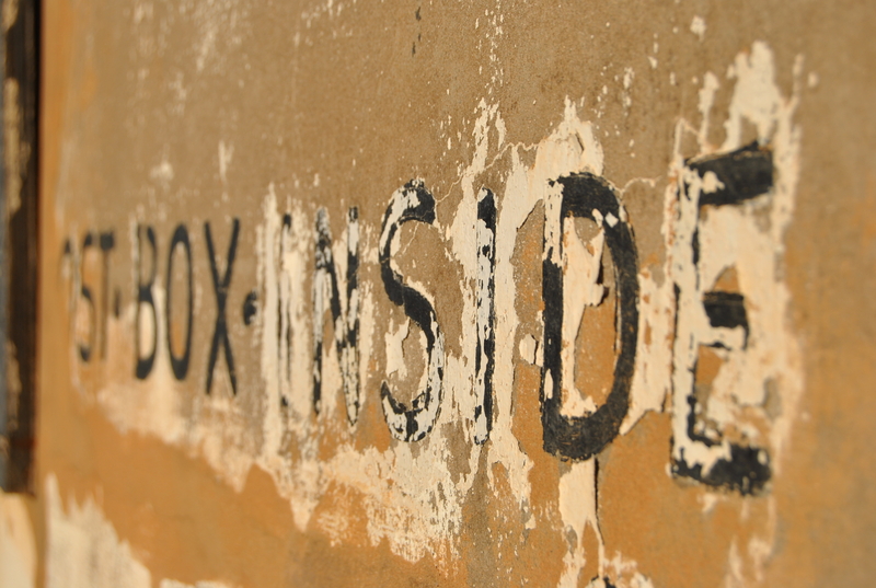 Fadin slowly.....soft box inside.....!