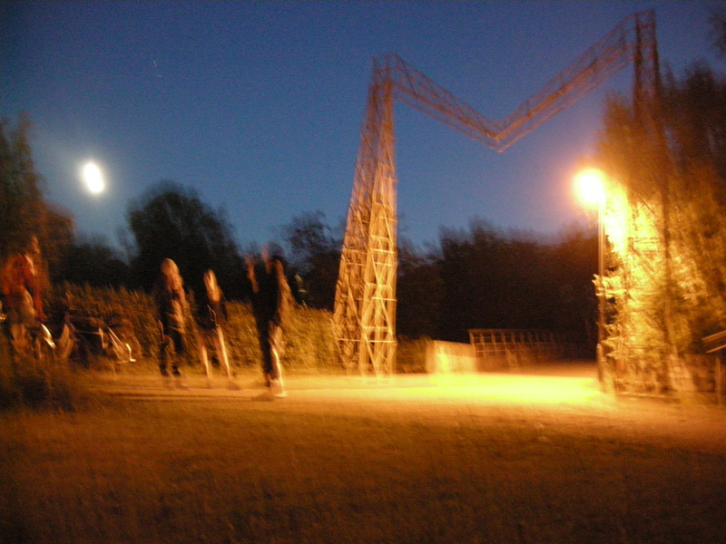 the camino walk tot he northside music festival