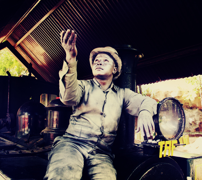 The silver Magic Man...