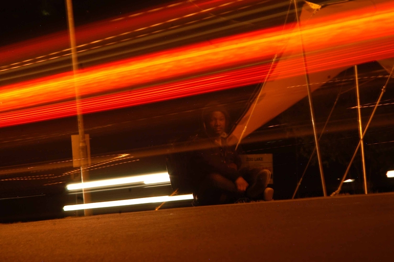 's nachts, we komen om te spelen