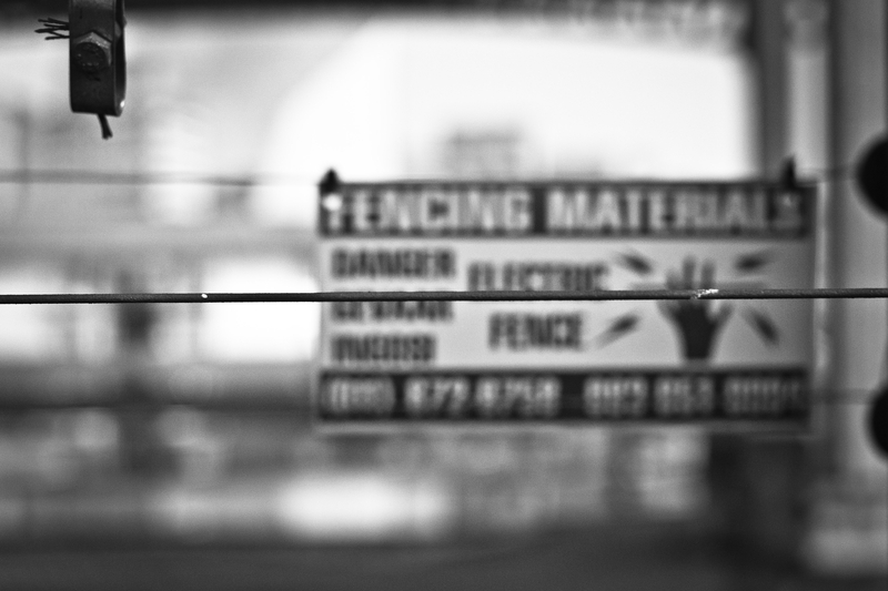 Danger • Gevaar • Ingosi