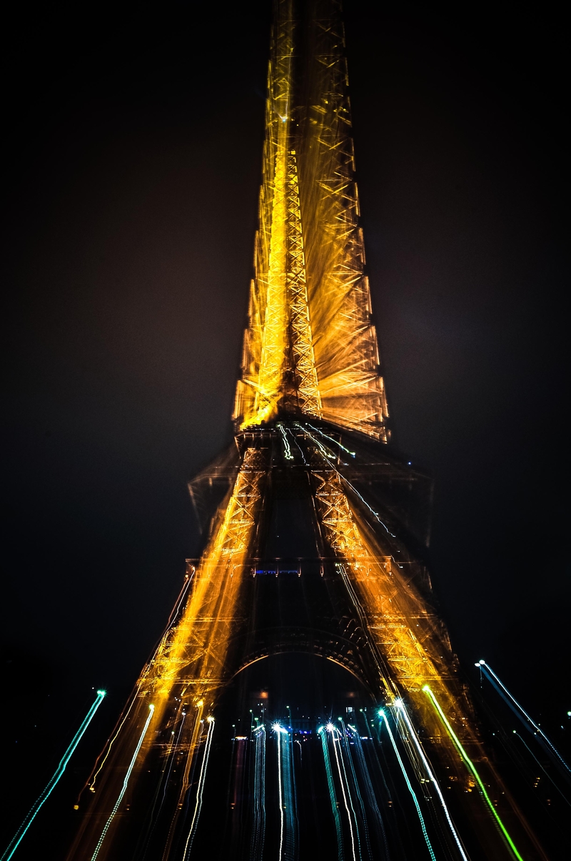 Eiffel Burst