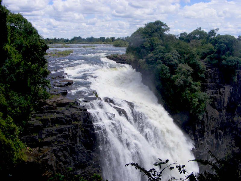 TravellingMan | Zimbabwe: Victoria Falls
