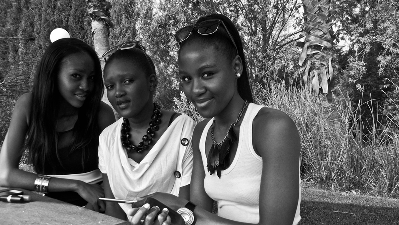 3 not so much a crowd