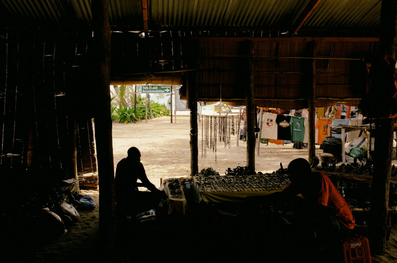 Craft market in Tofo