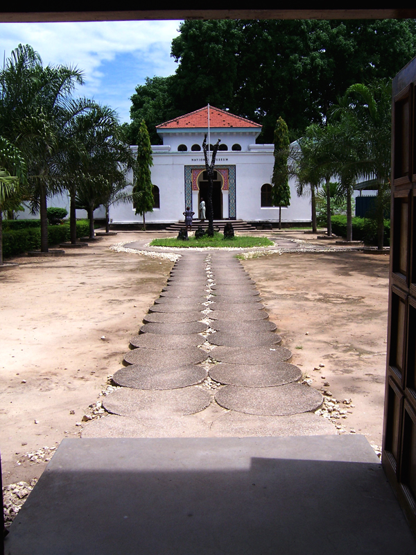 Piqu[ed] 1 -  Manicured Balance