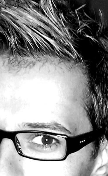 beautiful or handsome?