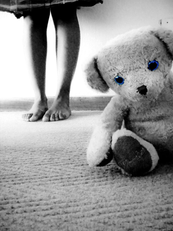 blue eyes, teddy bear, legs