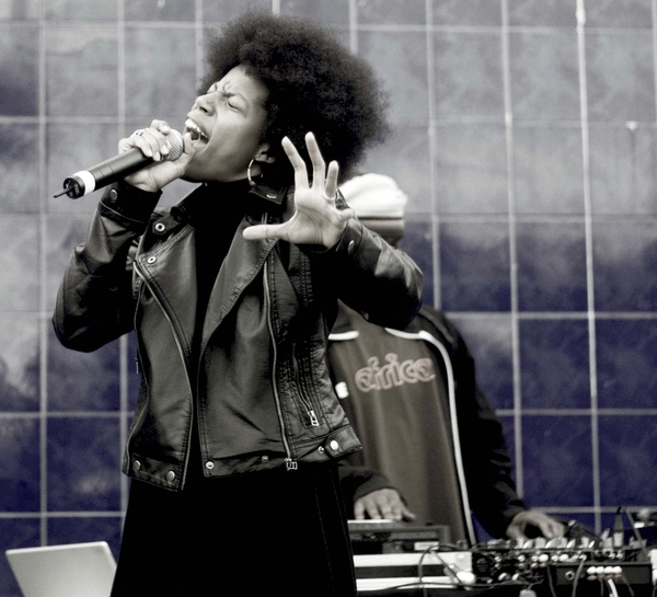 yellow for friendship, red for love...