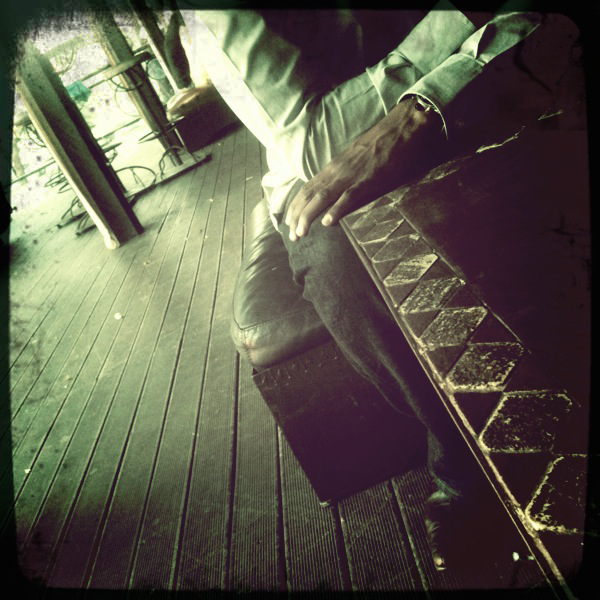 (a) connecting with friends #ifonografi