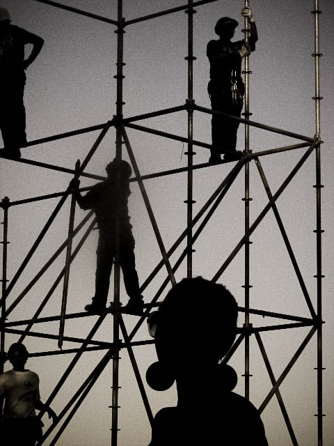 Men [at] work_Girl [at] play